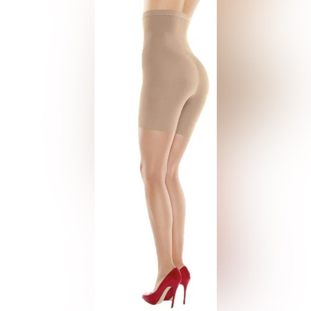 Assets by Sara Blakely Medium Control Hi-Waist Mid-Thigh Shaper Nude Size 4 NWT